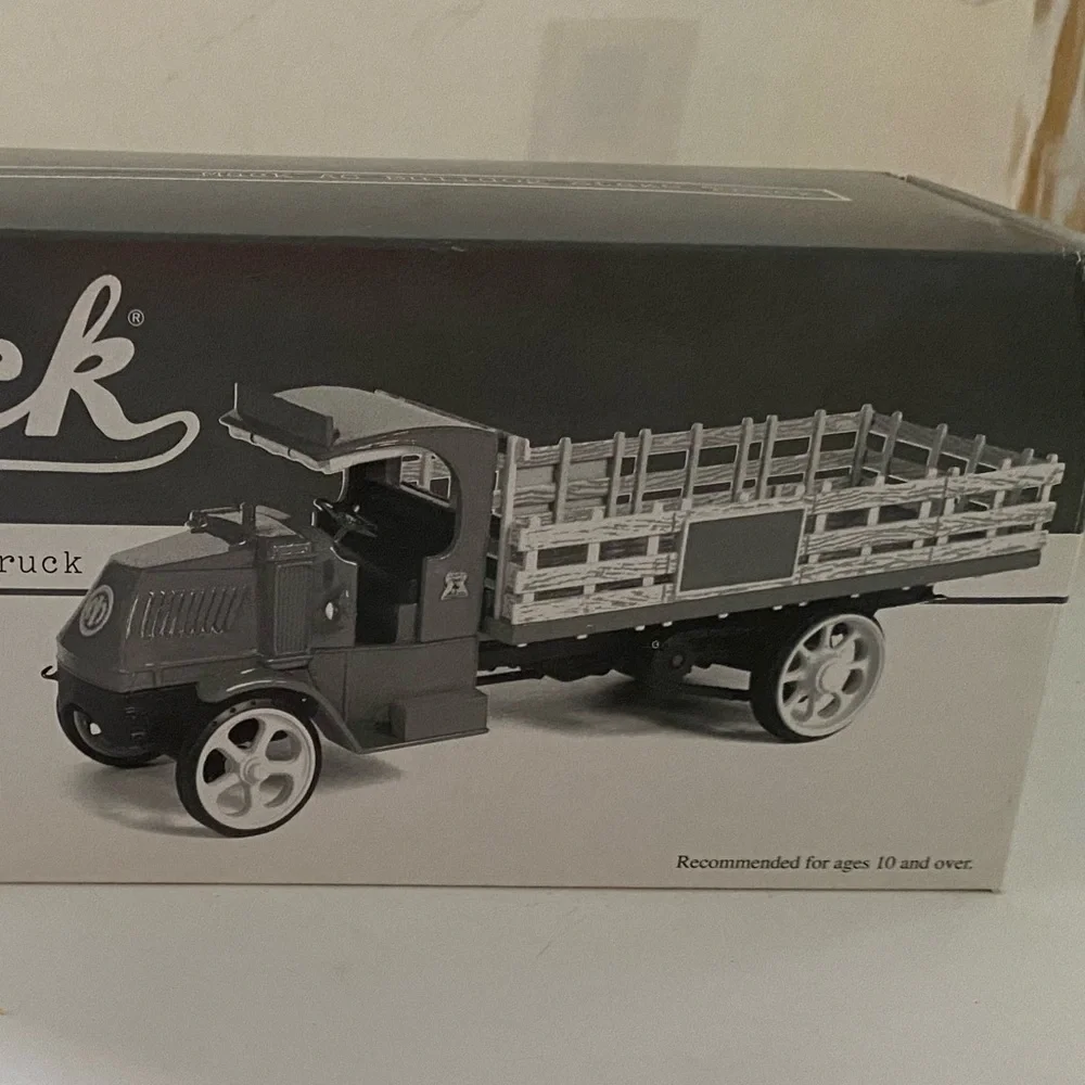 AC Bulldog Stake Truck Toy - Gray Mack